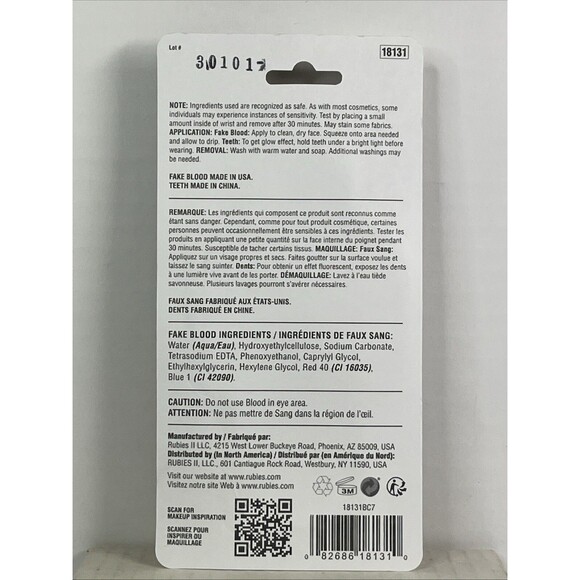 Vampire Teeth Glow in the Dark and Blood - Picture 9 of 9